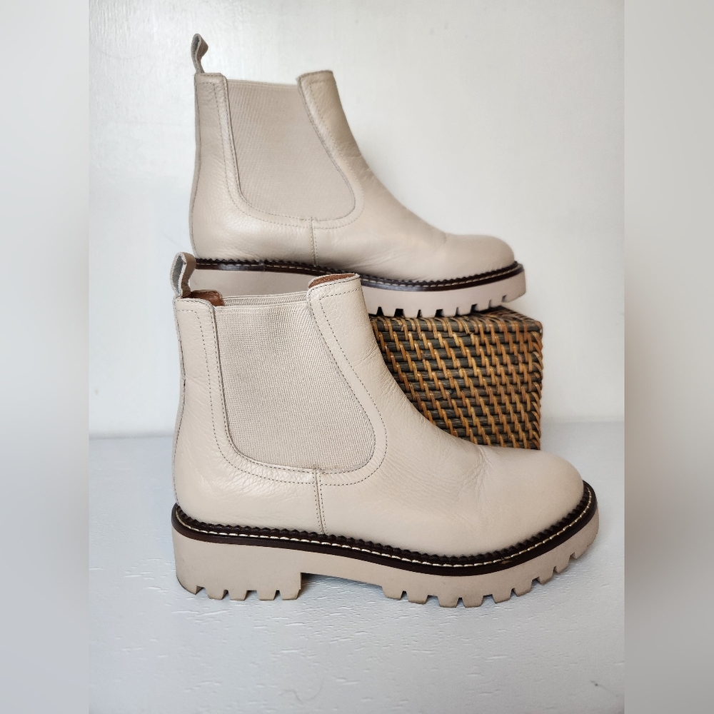 Caslon Miller Ivory Water-Resistant Leather Lug Sole Chelsea Boot